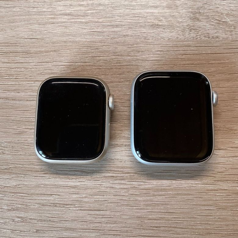 ２つのサイズのApple Watch