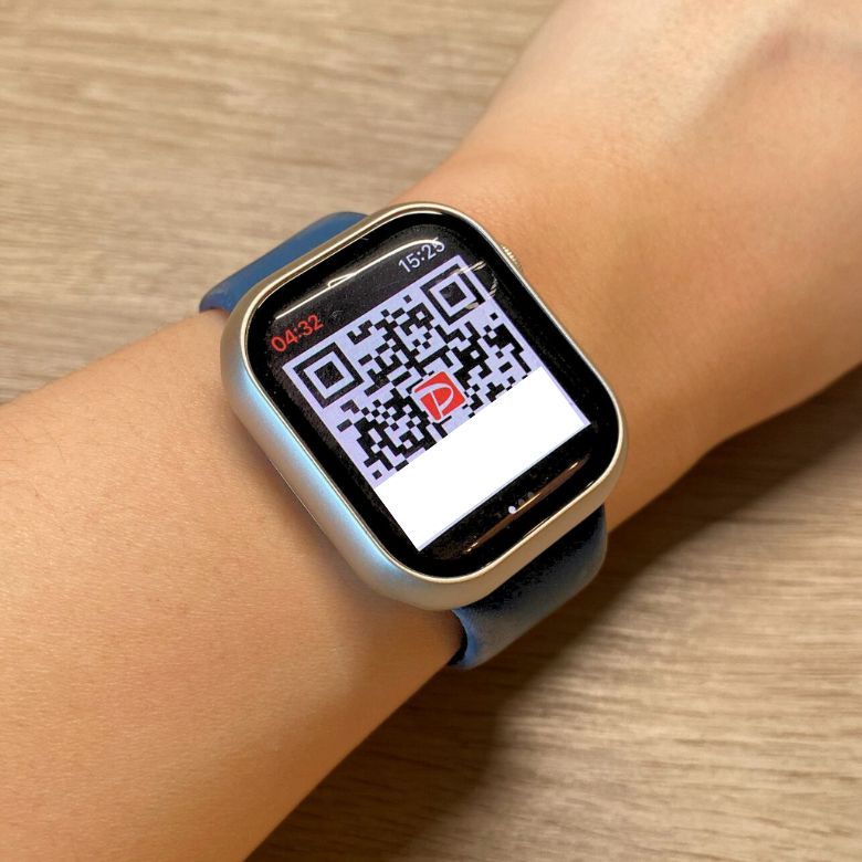 PayPayのQRコードを表示したApple Watch