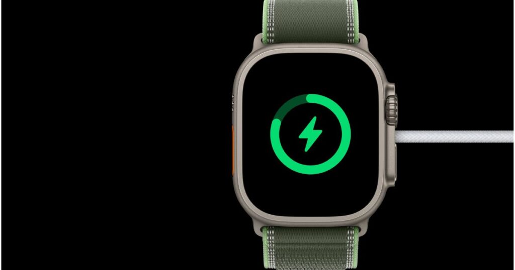 充電しているApple Watch Ultra 3